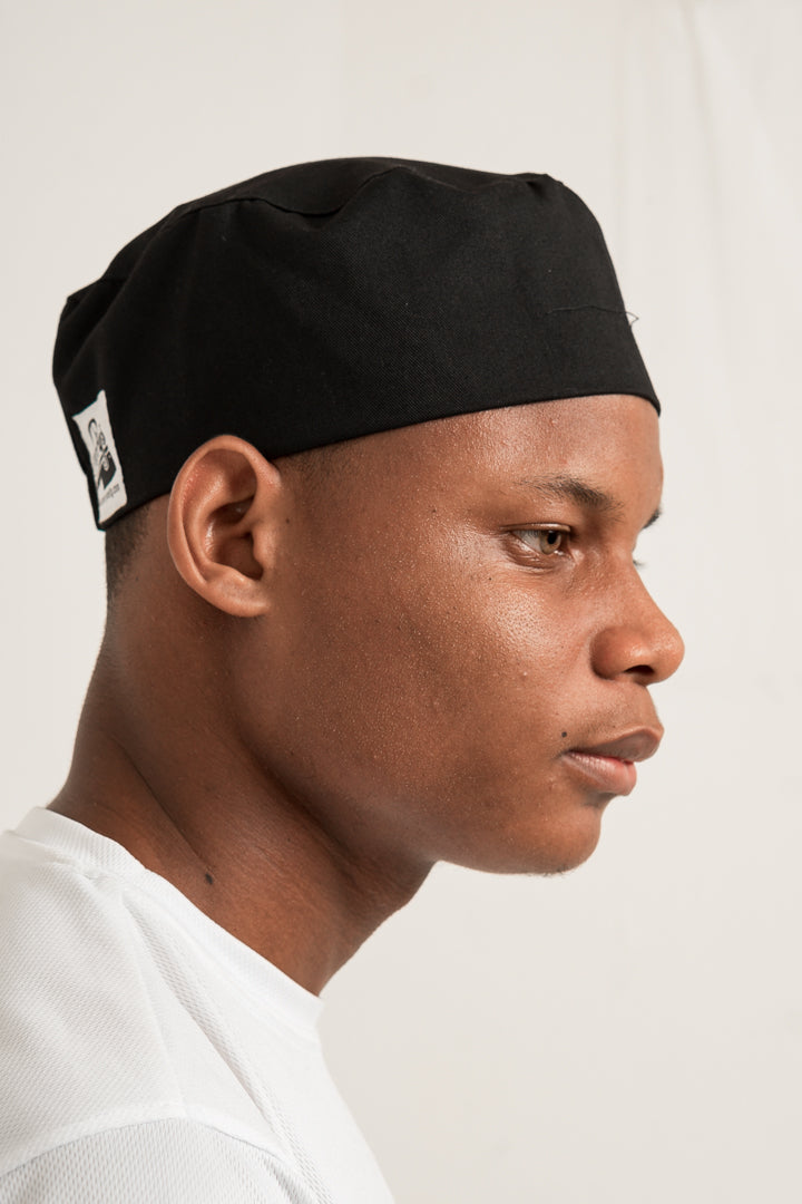 Gorro de chef con calavera negra